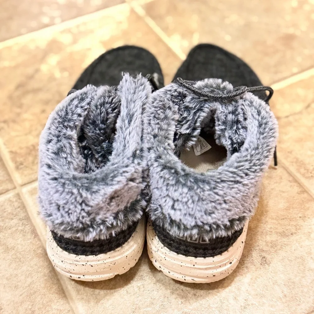 Hey Dude Britt Black Wool Faux Fur Lined Loafers Womens Size 8 121774900